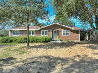 9915 Beyer Rd, Needville, TX 77461