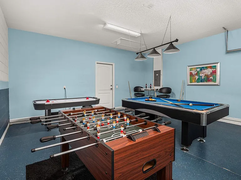 4140 Oaktree Dr #ID1325640P — Photo 32