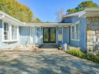 402 Emily Dr SW, Lilburn, GA, 30047