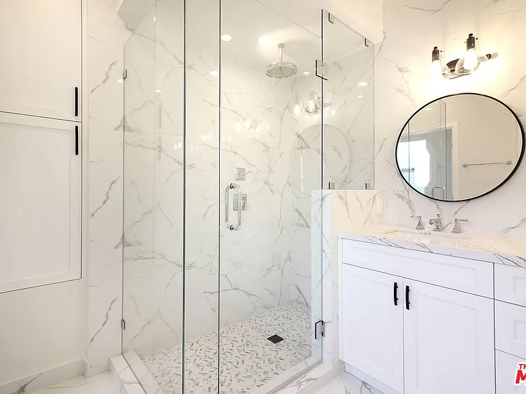442 S Roxbury Dr #A — Photo 25