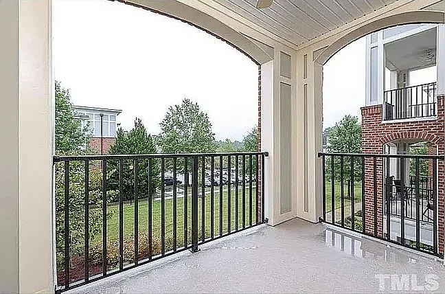 601 Finsbury St #202 — Photo 12
