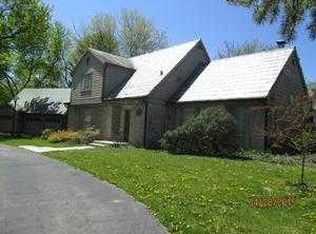 7320 N Highland Rd, Indianapolis, IN 46268