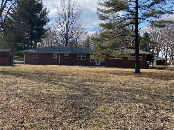 4 Lansing Dr