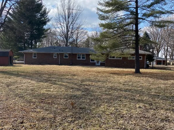 4 Lansing Dr, Springfield, IL 62703