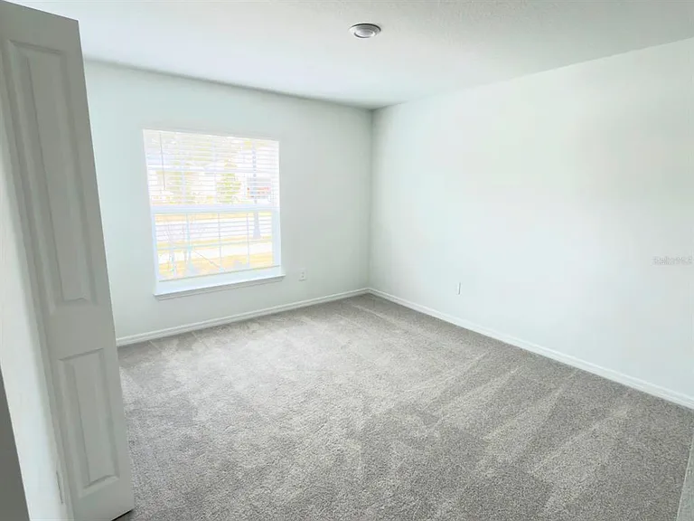 2318 Allium Roseum Ln — Photo 23