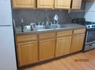198 Wilson St APT 4G, Brooklyn, NY 11211