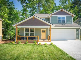 39 Myrtle Lee Cv, Arden, NC 28704