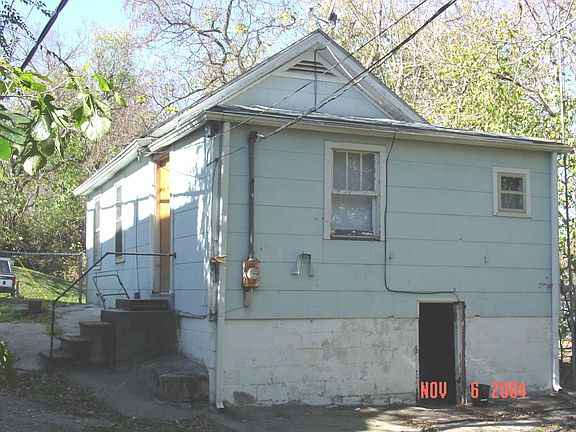 2nd image of 813 Norton Ave