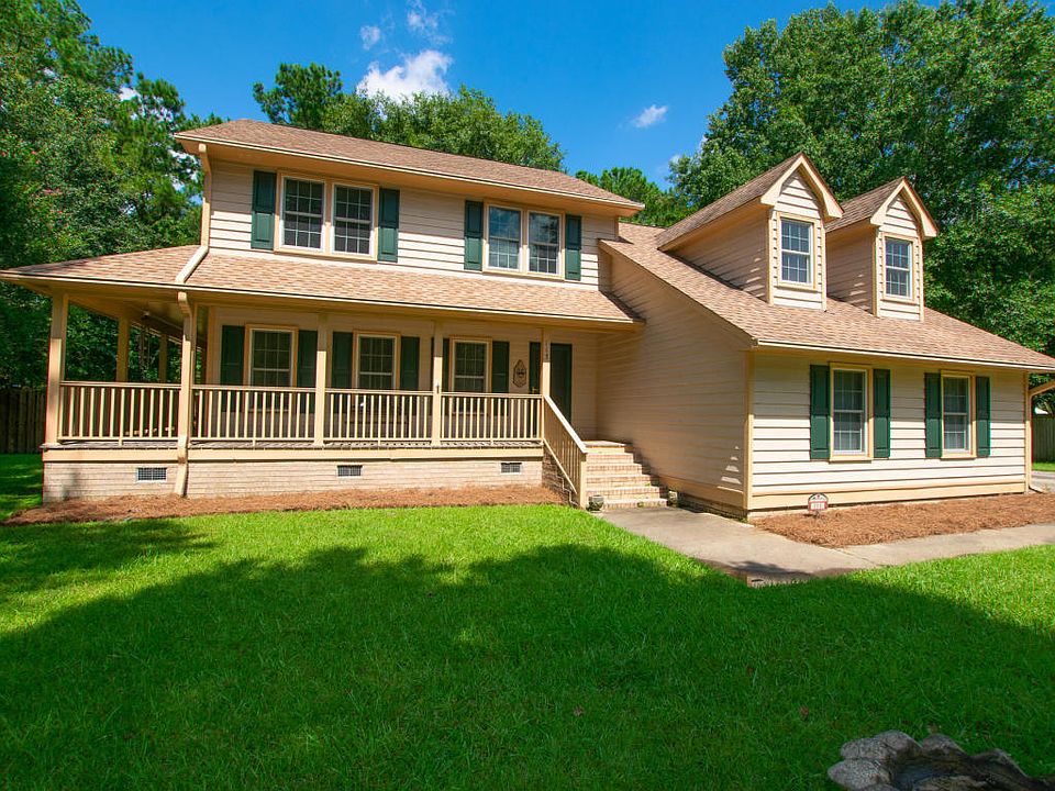 1st image of 115 Queensbury Cir