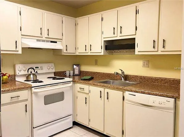11724 Raintree Lake Ln #D — Photo 7