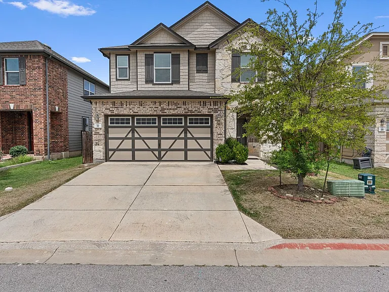 2950 E Old Settlers Blvd #37 — Photo 2