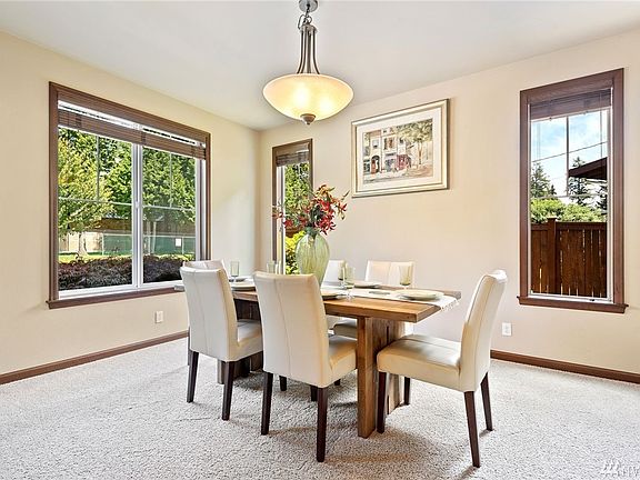 5th image of 8135 NE 150th St