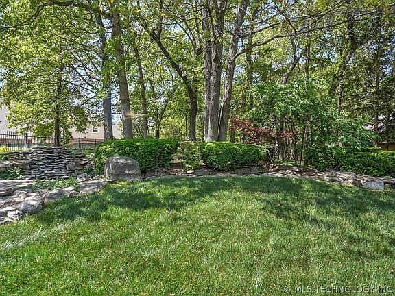3rd image of 11422 S 69th East Ave