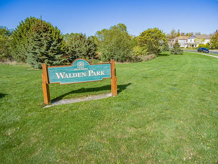 2976 Clover Ridge Dr — Photo 42