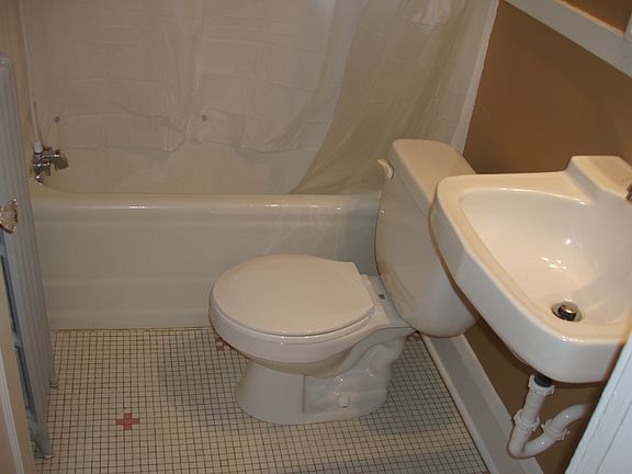 3rd image of 1301 1st St SW #203