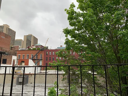 Rented by Compass | media 30