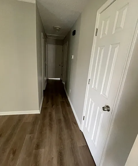 NE Cedar St — Photo 15