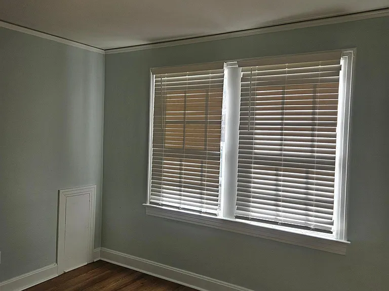 46 W 11th St — Photo 16