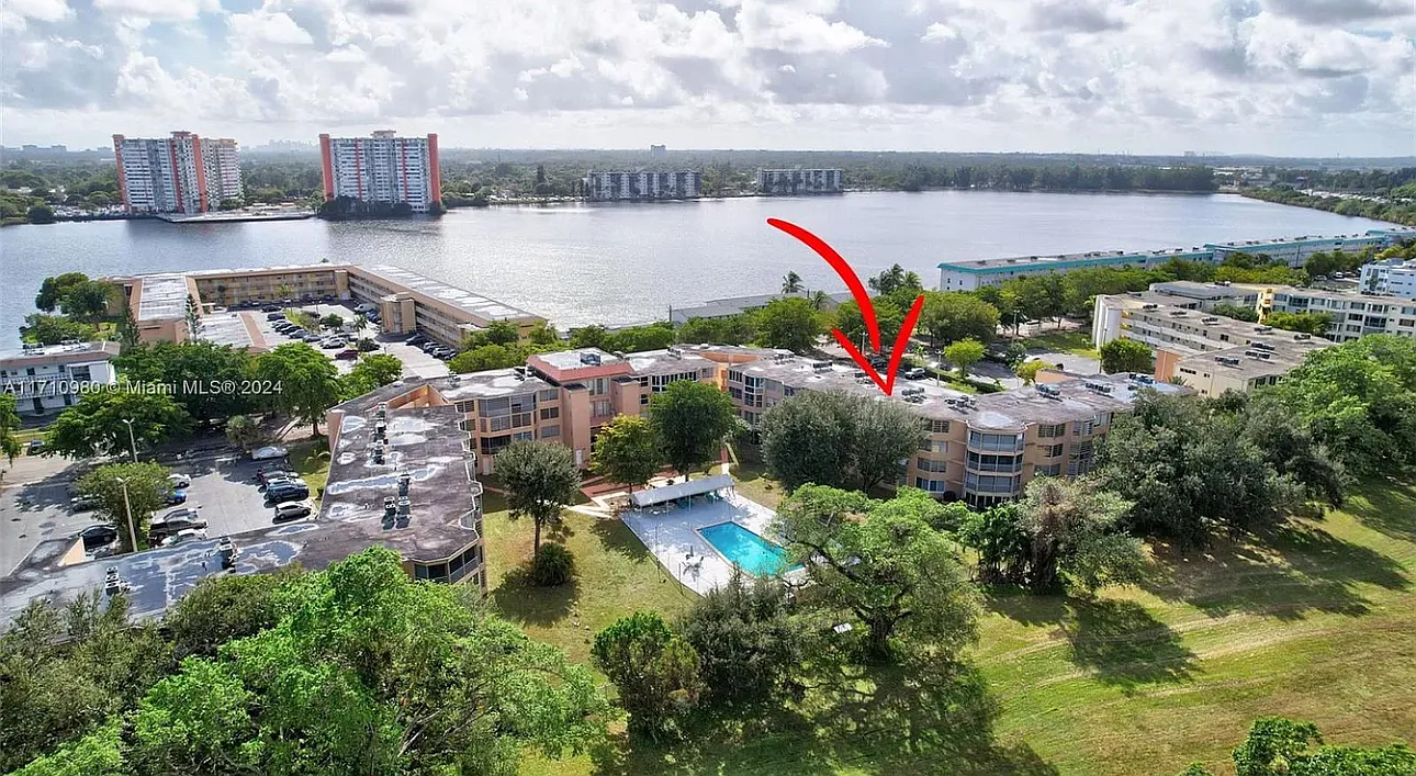 2 bed, 1156 sqft, $2,500 — Photo 1