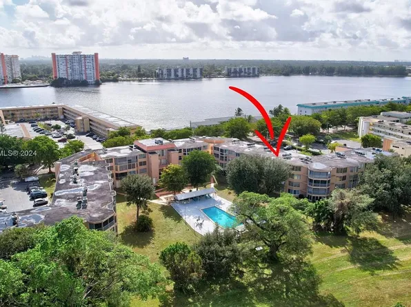 1301 NE 191st St #F405, Miami, FL 33179