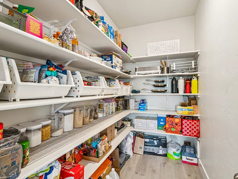 walk in pantry