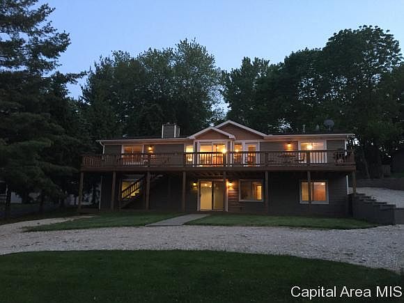1st image of 31 Parkwood Cir