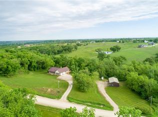 7821 Osceola St, Indianola, IA 50125