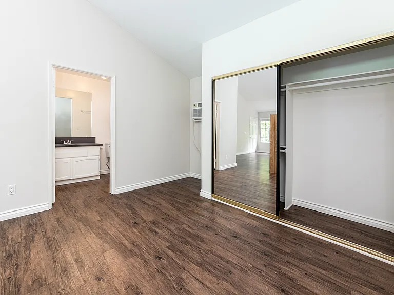 5628 Colfax Ave #5 — Photo 13