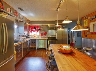 617 Turtle Ln, Seguin, TX 78155