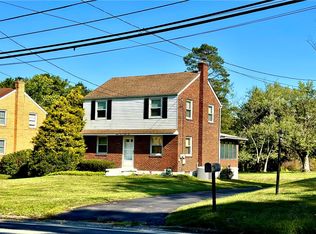 8334 Peebles Rd, Pittsburgh, PA 15237