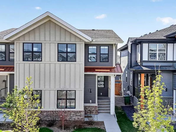 195 Magnolia Ter SE, Calgary, AB T3M 3N2