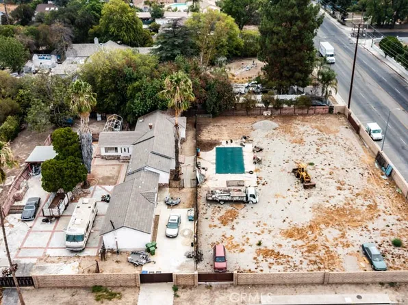 17647 Parthenia St, Northridge, CA 91325