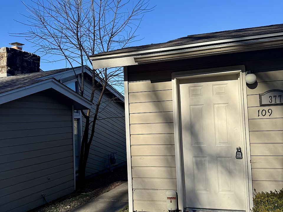 1st image of 13771 Turnberry Ln #109-109-109