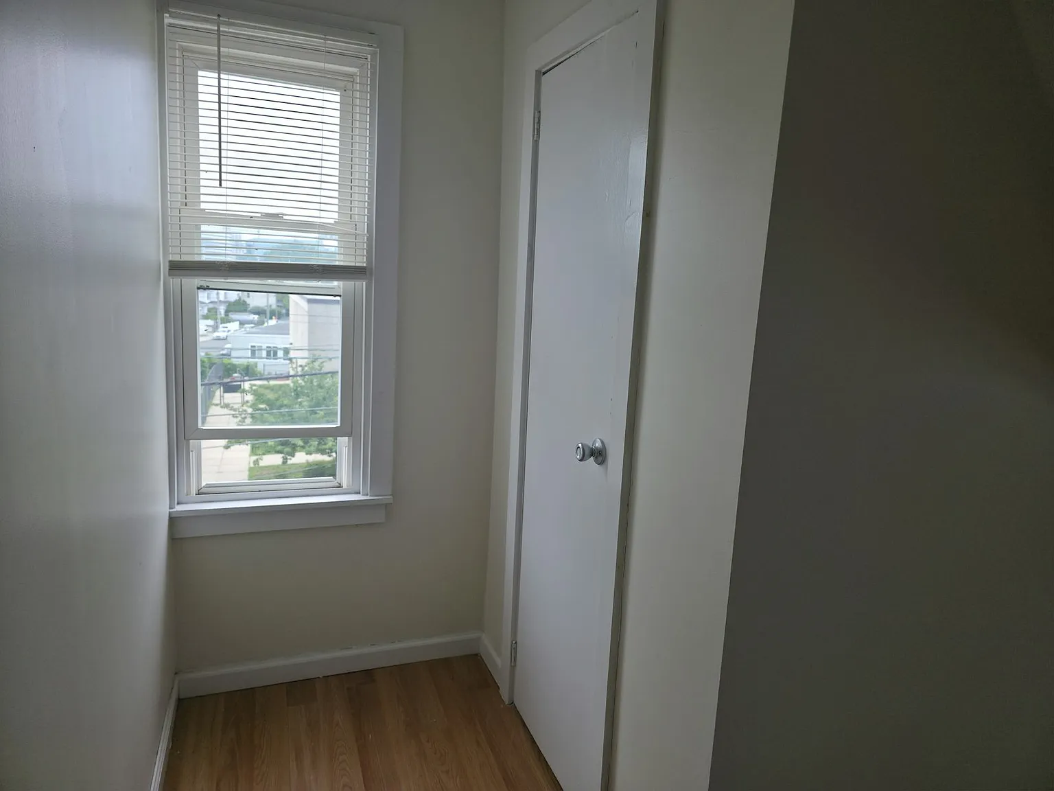 111-19 Inwood Street, Unit Main — Photo 4