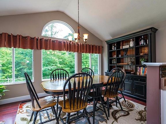 5th image of 5583 Sagewood Dr