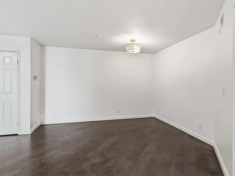 631 Oak Run Trl #206 — Photo 6