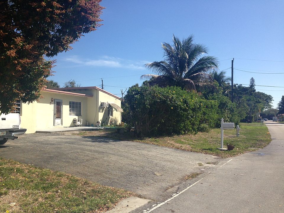 2nd image of 199 NW 8th St