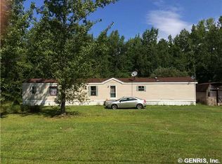 9191 Catchpole Rd, North Rose, NY 14516