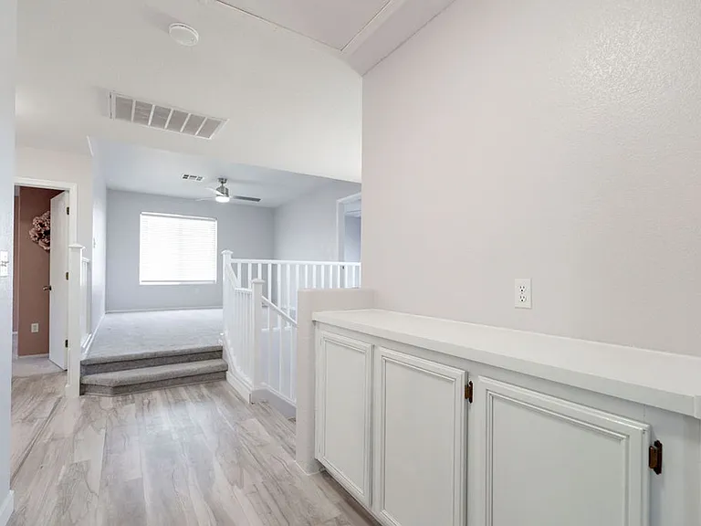 1109 Devon Downs Ave — Photo 32