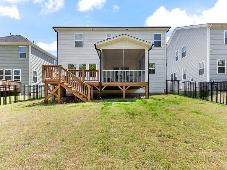 1537 Underbrush Dr — Photo 42