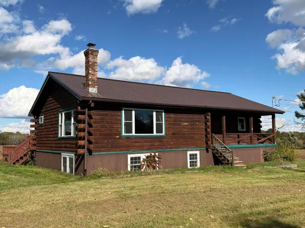 33 Raymond Dr, Plattsburgh, NY 12901