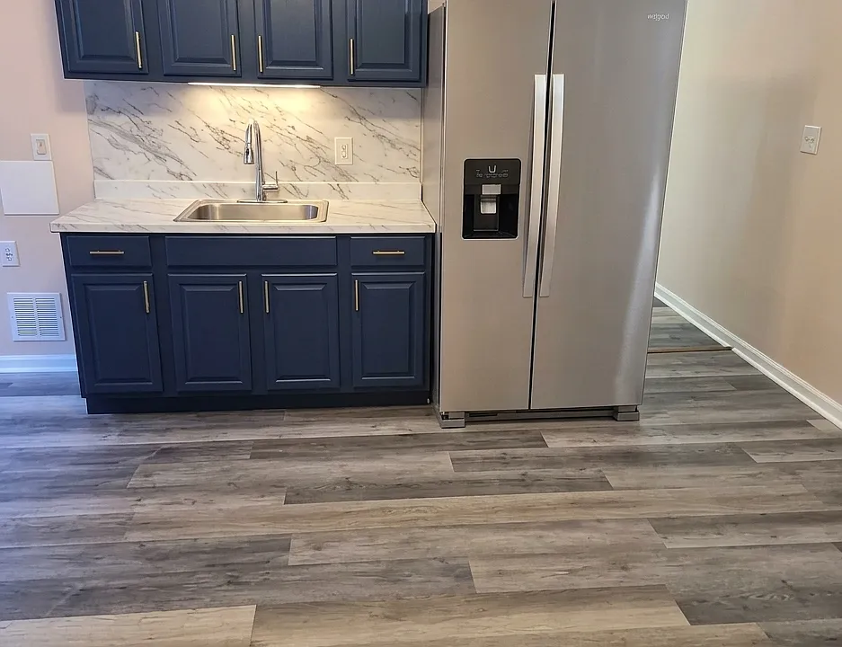 21 Edgewood St #2