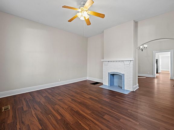 4th image of 1720 Garrard St