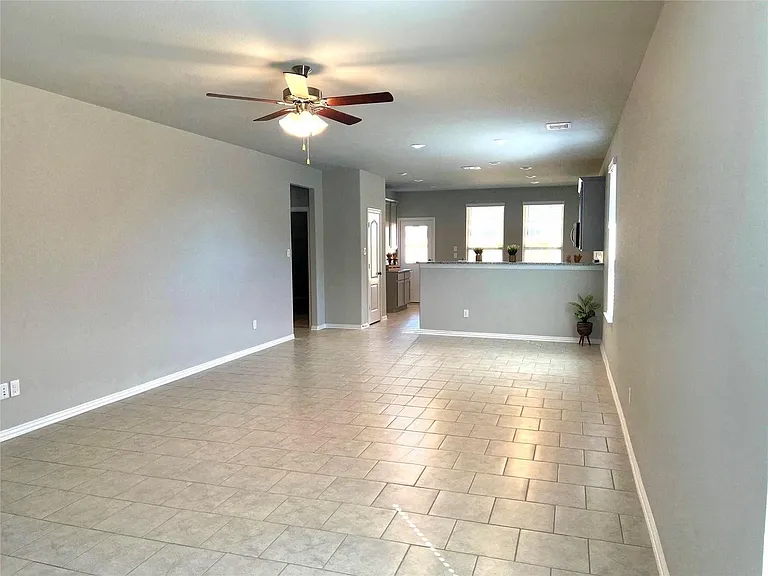 31418 Horseshoe Meadow Bnd — Photo 4