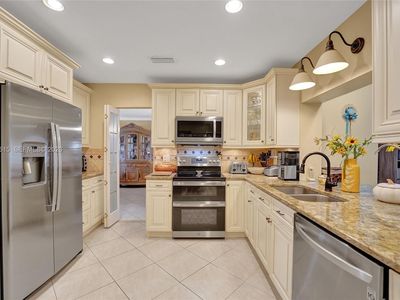 230 SE 4th St, Dania Beach, FL, 33004