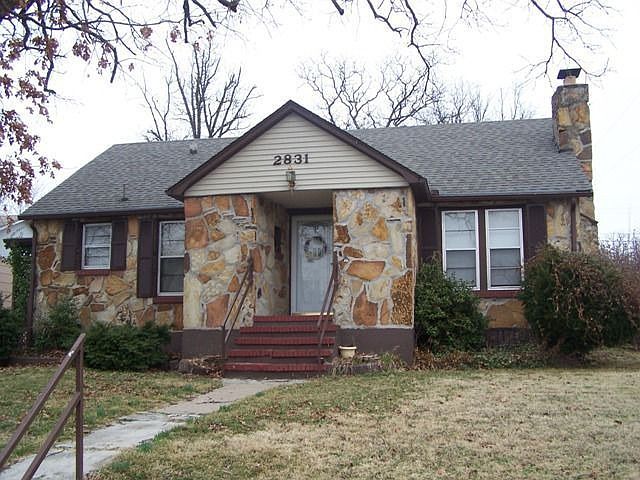 1st image of 2831 S Pearl Ave