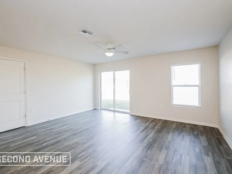 1025 Halby Ave S — Photo 6
