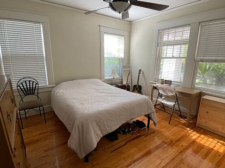 1829 McDowell St — Photo 15