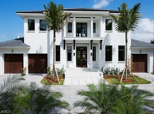 355 15th Ave S, Naples, FL 34102