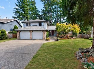 6412 45th St W, University Place, WA 98466